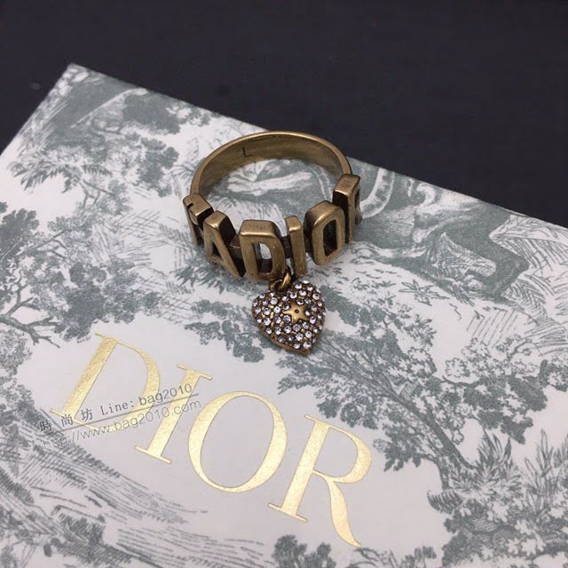 Dior飾品 迪奧經典熱銷款字母愛心吊墜戒指  zgd1478